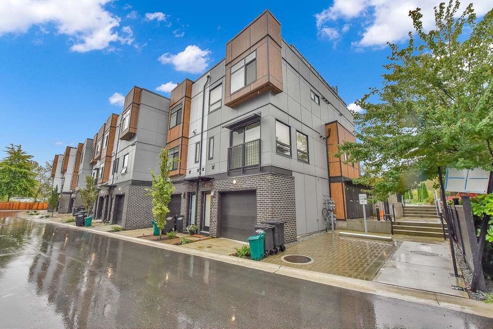 1 - 629 South Dyke Road1