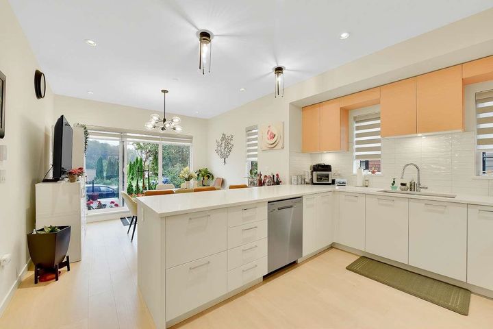 Photo 4 at 1 - 629 South Dyke Road, Queensborough, New Westminster