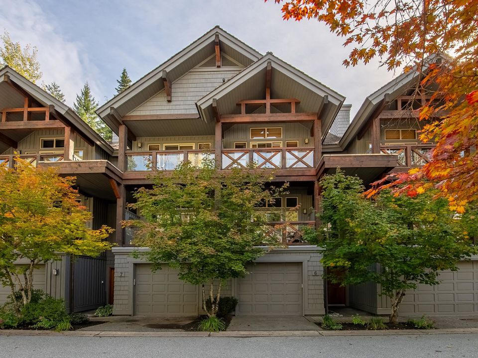 6 - 4668 Blackcomb Way1
