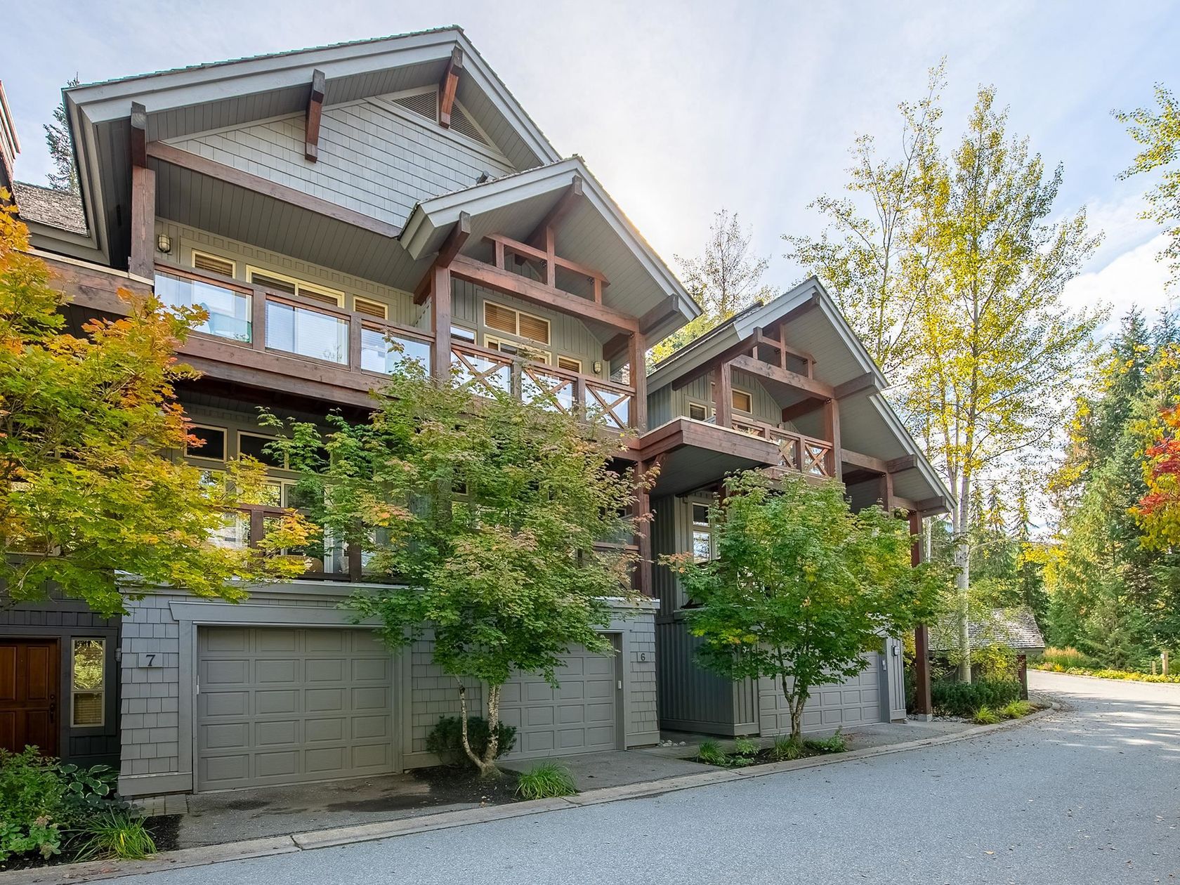 6 - 4668 Blackcomb Way, Benchlands, Whistler  by Jordan Bosa Real Estate Advisor 6 - 4668 Blackcomb Way, Benchlands, Whistler
