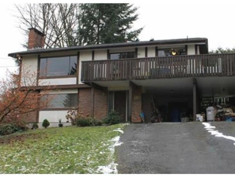 992 Ogden Street0