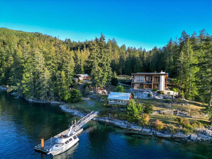 Photo 4 at 4355 Blind Shoreline Bay, Nelson Island, Sunshine Coast Photo 4 at 4355 Blind Shoreline Bay, Nelson Island, Sunshine Coast