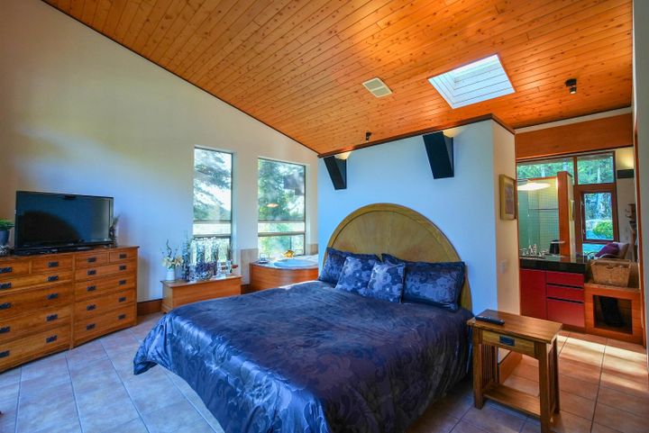 Photo 29 at 4355 Blind Shoreline Bay, Nelson Island, Sunshine Coast