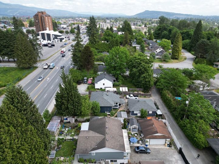 Photo 7 at 22056 Lougheed Highway, West Central, Maple Ridge
