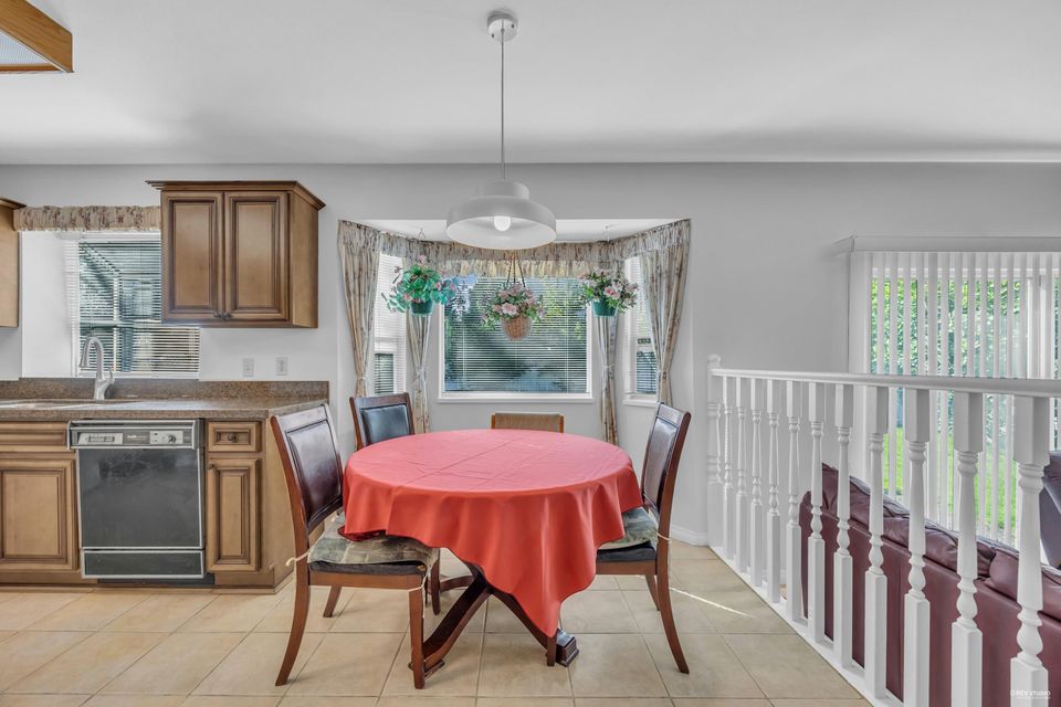Photo 16 at 1921 155 Street, King George Corridor, South Surrey White Rock