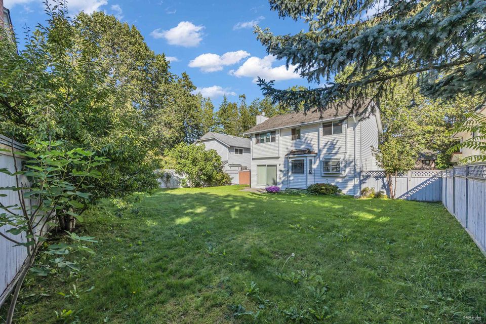Photo 37 at 1921 155 Street, King George Corridor, South Surrey White Rock