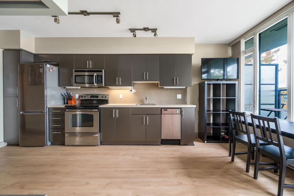 Photo 8 of 417 - 9009 Cornerstone Mews, Simon Fraser Univer., Burnaby North