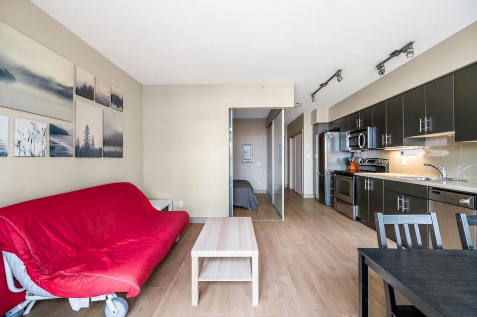 Photo 11 of 417 - 9009 Cornerstone Mews, Simon Fraser Univer., Burnaby North