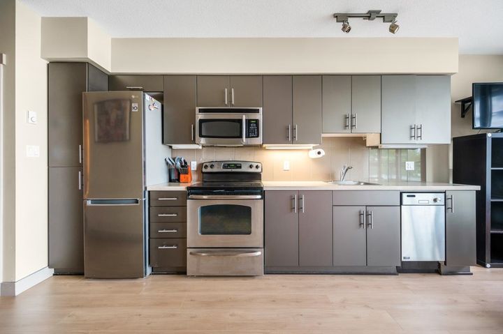Photo 7 at 417 - 9009 Cornerstone Mews, Simon Fraser Univer., Burnaby North