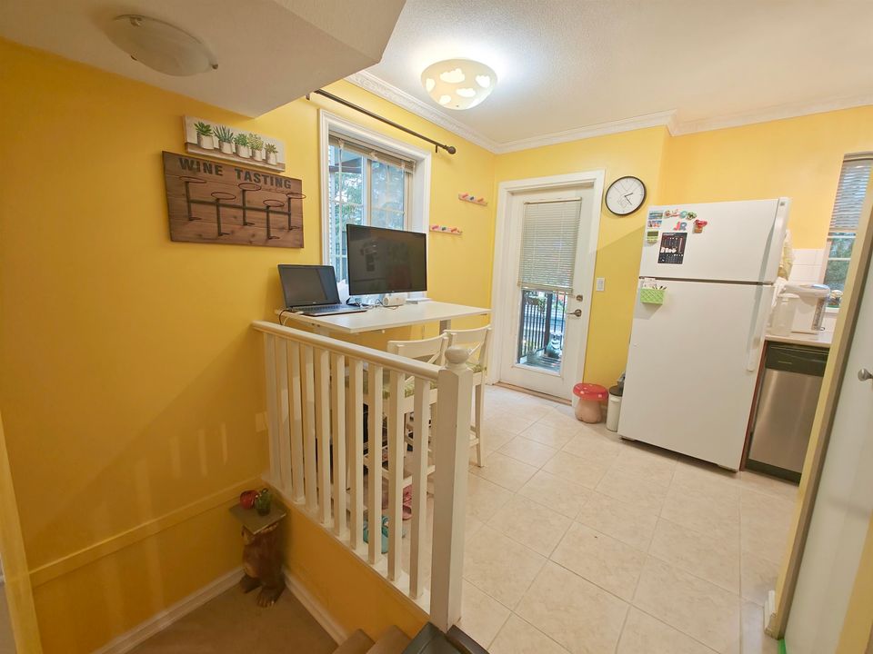 Photo 7 at 58 - 14855 100 Avenue, Guildford, North Surrey