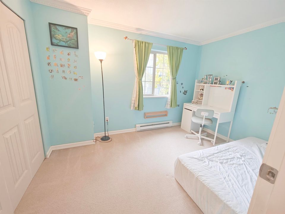 Photo 12 at 58 - 14855 100 Avenue, Guildford, North Surrey