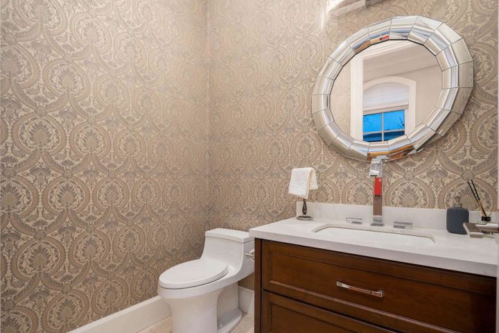 Photo 18 at 1332 W 51st Avenue, South Granville, Vancouver West