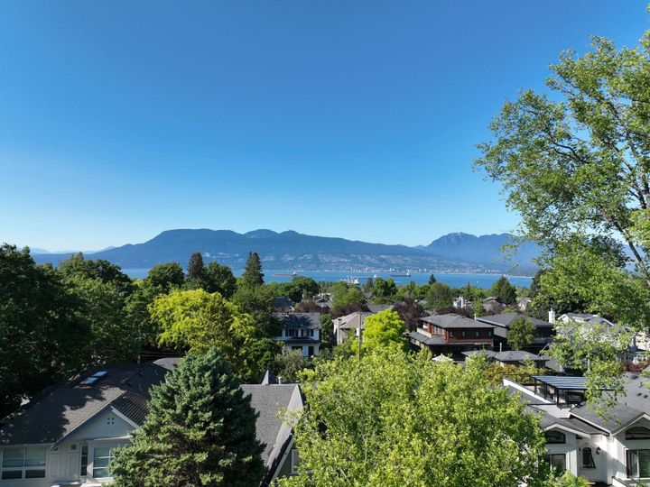 Photo 1 at 4086 W 13th Avenue, Point Grey, Vancouver West