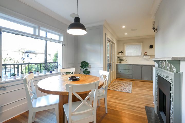 Photo 4 at 4291 W 9th Avenue, Point Grey, Vancouver West