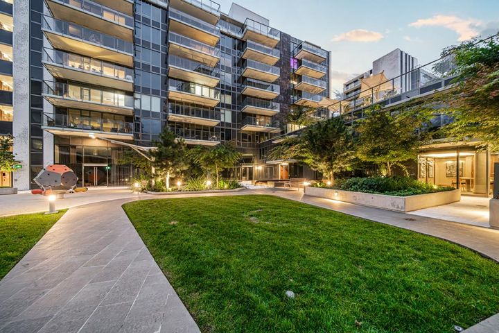 Photo 31 at 909 - 8555 Capstan Way, West Cambie, Richmond