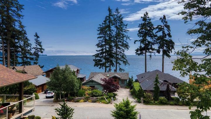 Photo 2 at 6014 Silverstone Lane, Sechelt District, Sunshine Coast Photo 2 at 6014 Silverstone Lane, Sechelt District, Sunshine Coast