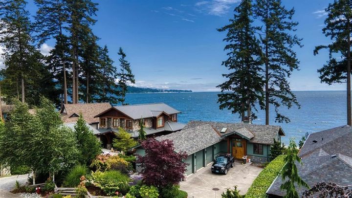 Photo 3 at 6014 Silverstone Lane, Sechelt District, Sunshine Coast Photo 3 at 6014 Silverstone Lane, Sechelt District, Sunshine Coast