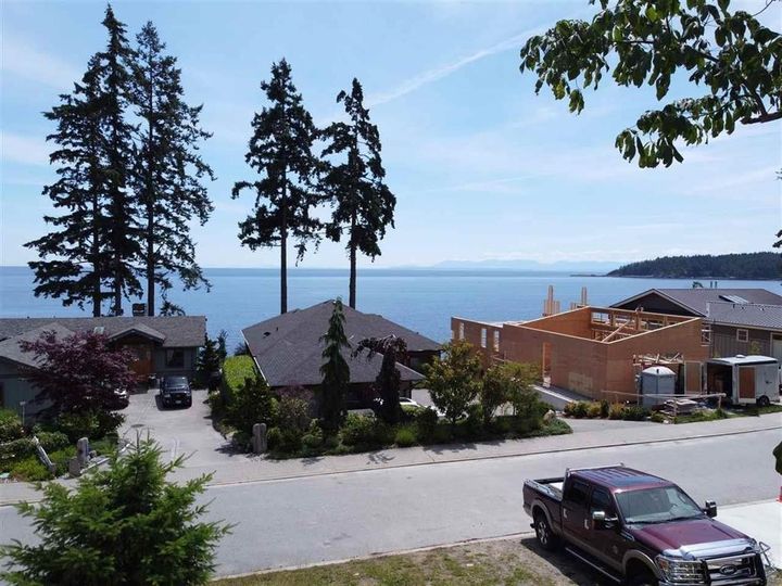 Photo 5 at 6014 Silverstone Lane, Sechelt District, Sunshine Coast Photo 5 at 6014 Silverstone Lane, Sechelt District, Sunshine Coast