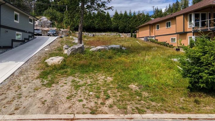 Photo 12 at 6014 Silverstone Lane, Sechelt District, Sunshine Coast Photo 12 at 6014 Silverstone Lane, Sechelt District, Sunshine Coast