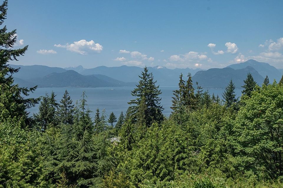 Photo 18 at 55 Creekview Place, Lions Bay, West Vancouver