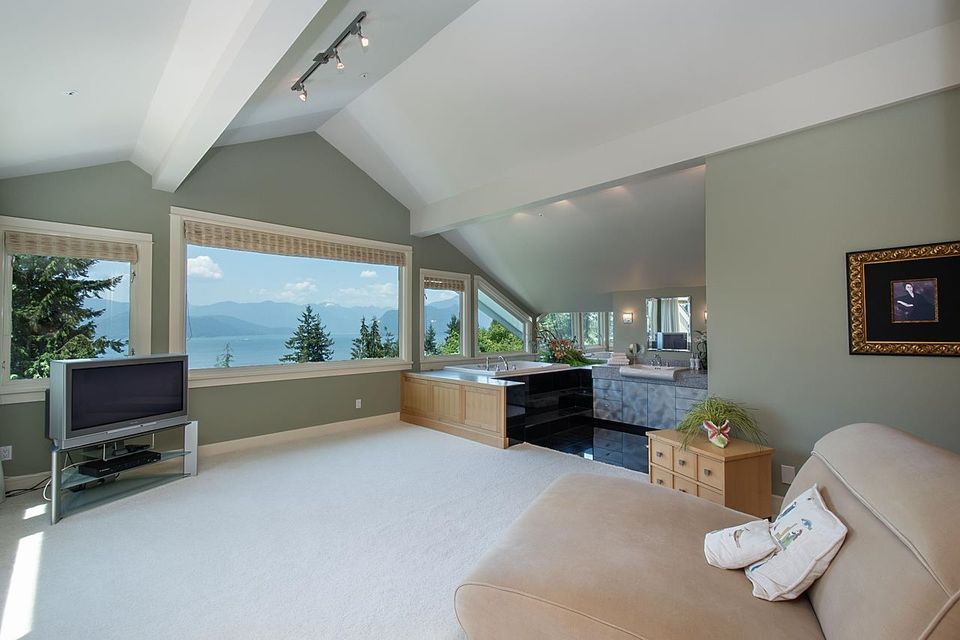 Photo 22 at 55 Creekview Place, Lions Bay, West Vancouver