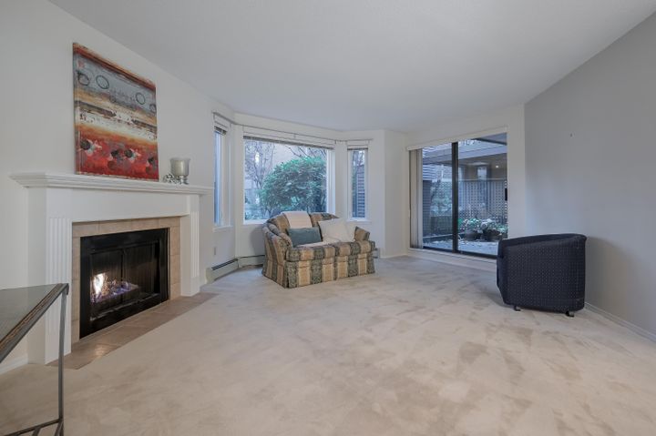 Photo 6 at 102 - 15300 17 Avenue, Sunnyside Park Surrey, South Surrey White Rock