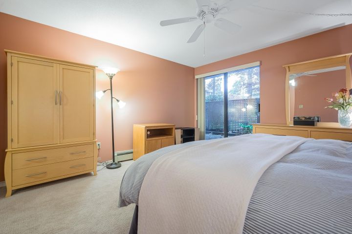 Photo 17 at 102 - 15300 17 Avenue, Sunnyside Park Surrey, South Surrey White Rock
