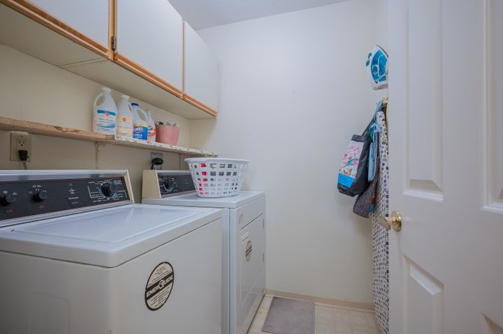 Photo 29 at 102 - 15300 17 Avenue, Sunnyside Park Surrey, South Surrey White Rock