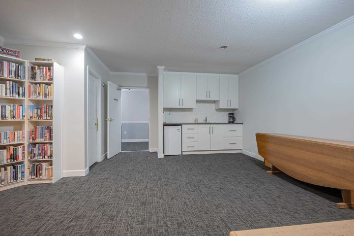 Photo 33 at 102 - 15300 17 Avenue, Sunnyside Park Surrey, South Surrey White Rock