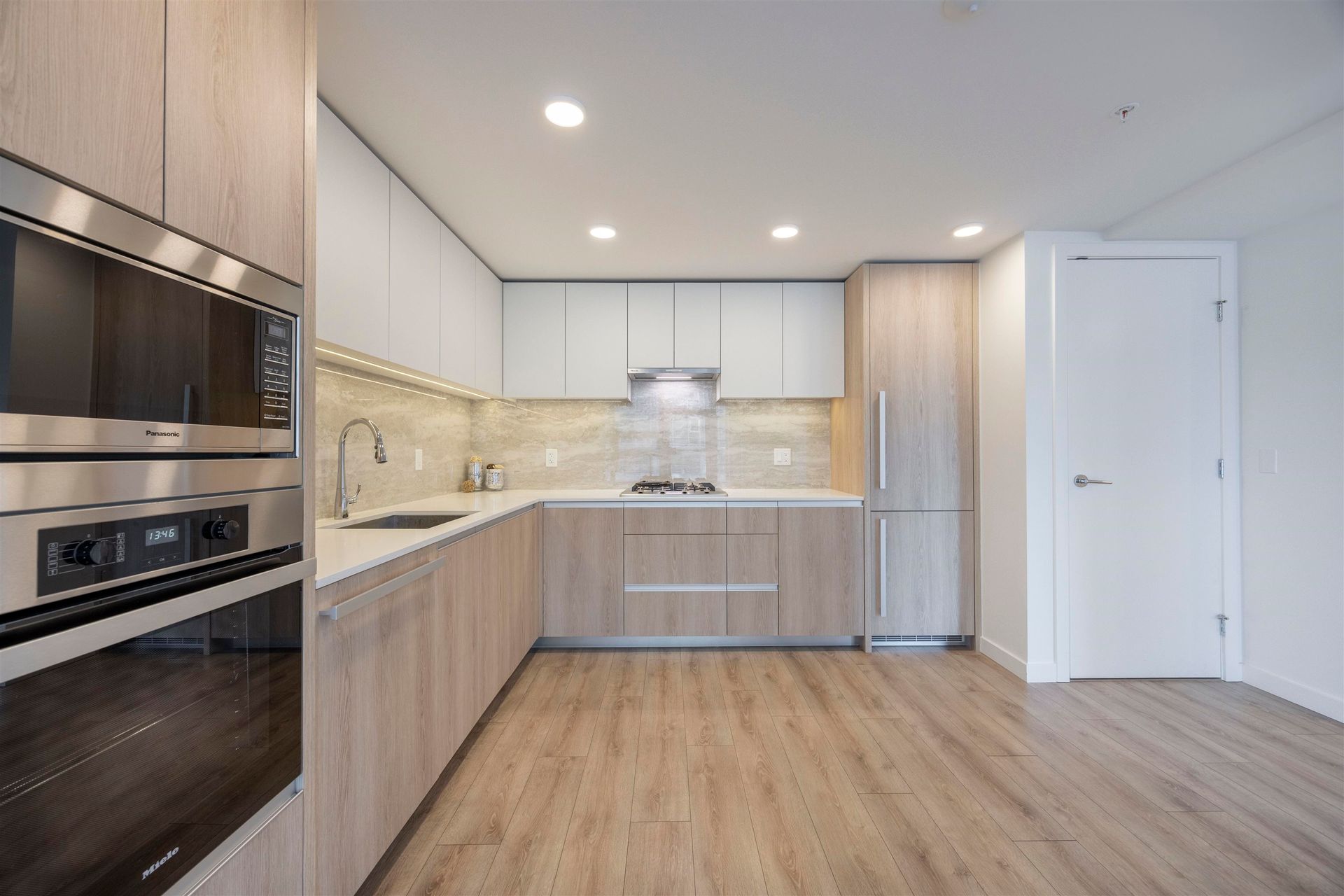 419 - 6655 Buswell Street2