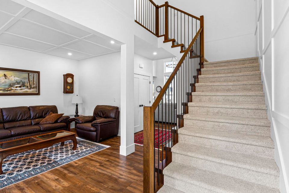 Photo 6 at 51183 Ludmila Place, Eastern Hillsides, Chilliwack