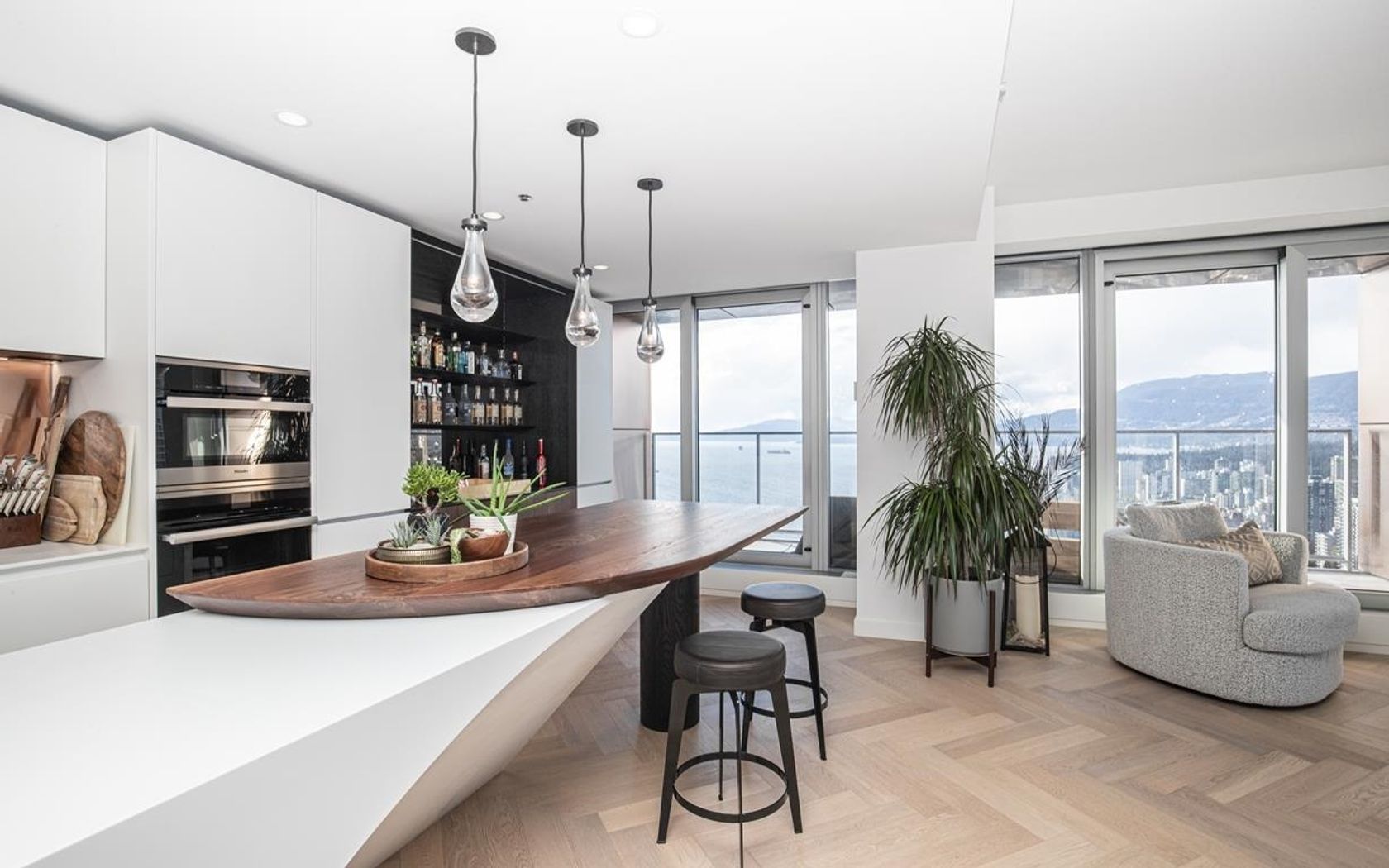 5203 - 1480 Howe Street, Yaletown, Vancouver West 2 by Bilash & Charron Real Estate Group 5203 - 1480 Howe Street, Yaletown, Vancouver West 2