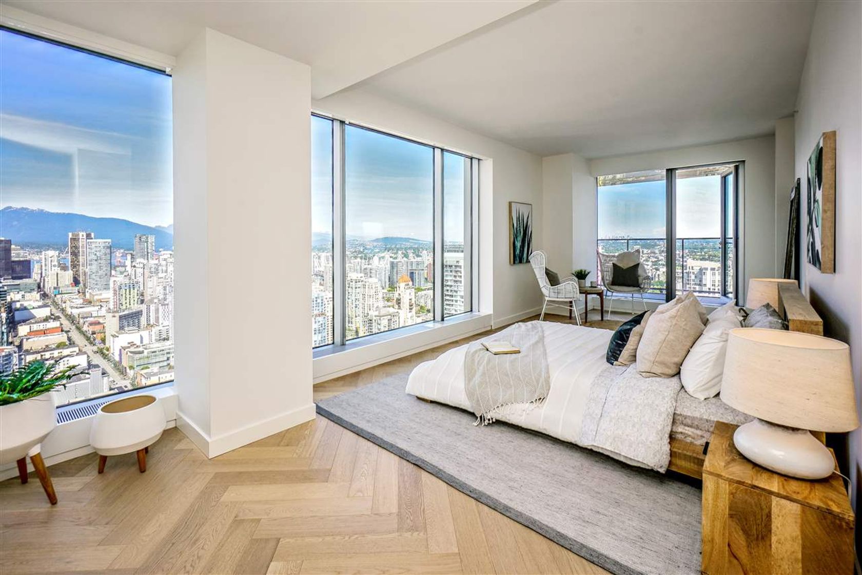 5203 - 1480 Howe Street, Yaletown, Vancouver West 4 by Bilash & Charron Real Estate Group 5203 - 1480 Howe Street, Yaletown, Vancouver West 4