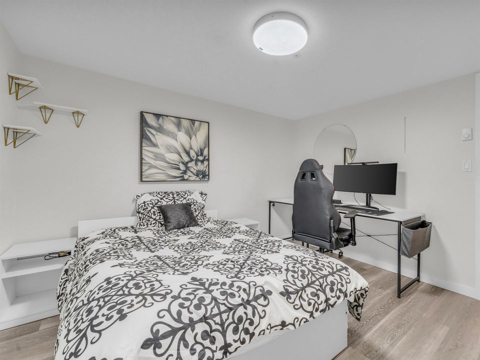 Photo 25 at 101 - 15140 29a Avenue, King George Corridor, South Surrey White Rock