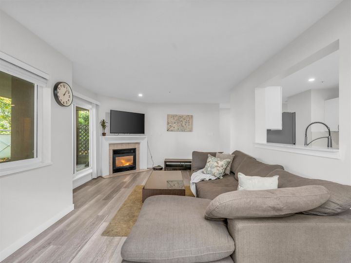 Photo 5 at 101 - 15140 29a Avenue, King George Corridor, South Surrey White Rock