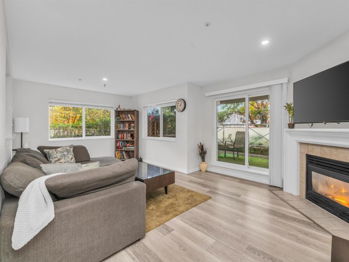Photo 6 at 101 - 15140 29a Avenue, King George Corridor, South Surrey White Rock