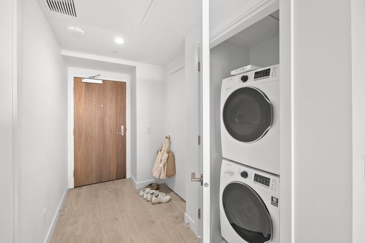 Photo 12 at 1106 - 6463 Silver Avenue, Metrotown, Burnaby South