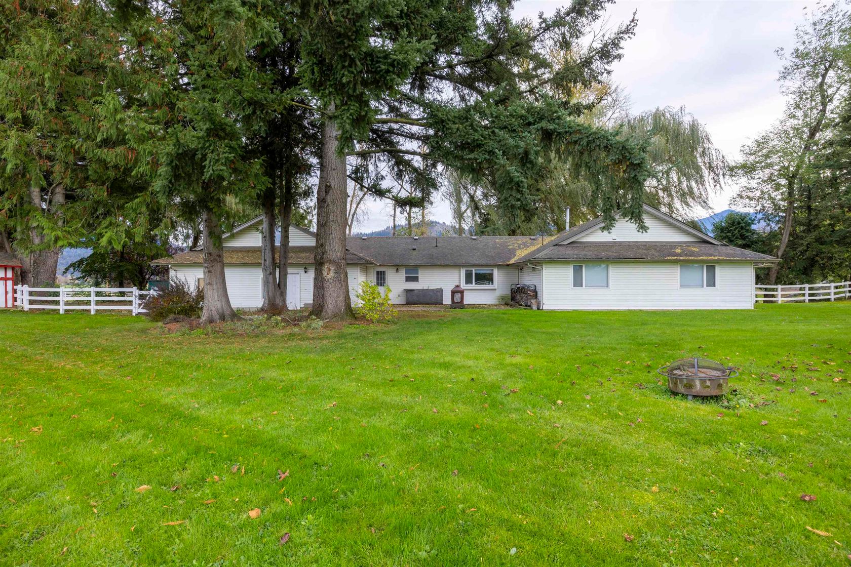 Photo 2 at 6911 Chilliwack River Road, Sardis East Vedder, Sardis Photo 2 at 6911 Chilliwack River Road, Sardis East Vedder, Sardis