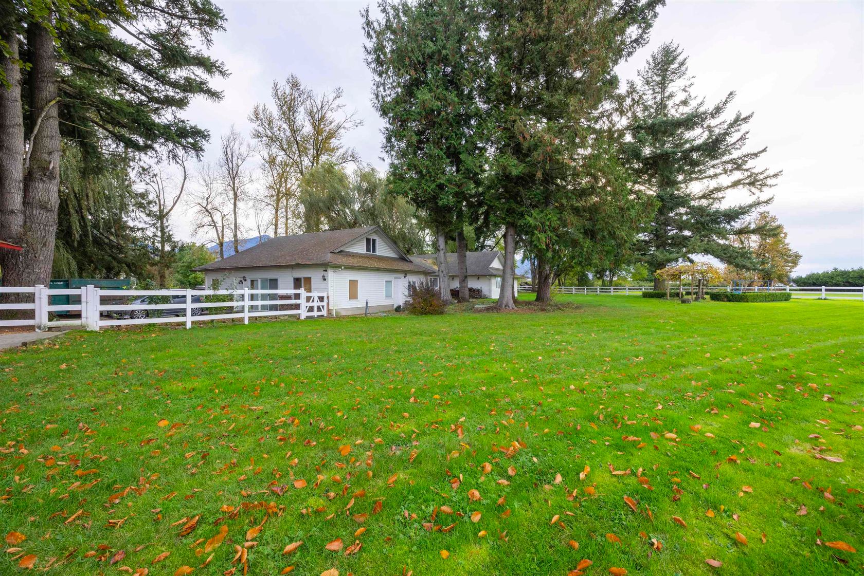 Photo 4 at 6911 Chilliwack River Road, Sardis East Vedder, Sardis Photo 4 at 6911 Chilliwack River Road, Sardis East Vedder, Sardis