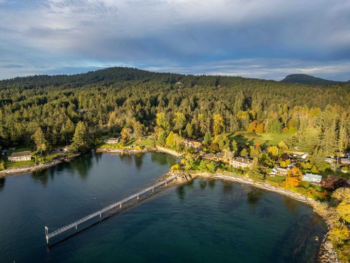 Photo 5 at 105 Madrona Road, Galiano Island, Islands-Van. & Gulf