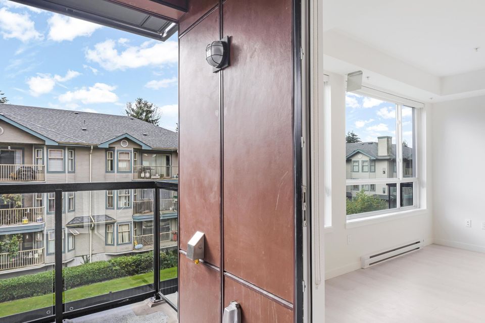 Photo 13 at E306 - 13858 S 108 Avenue, Guildford, North Surrey