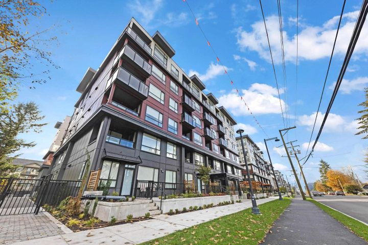 Photo 3 at E214 - 13858 S 108 Avenue, Guildford, North Surrey