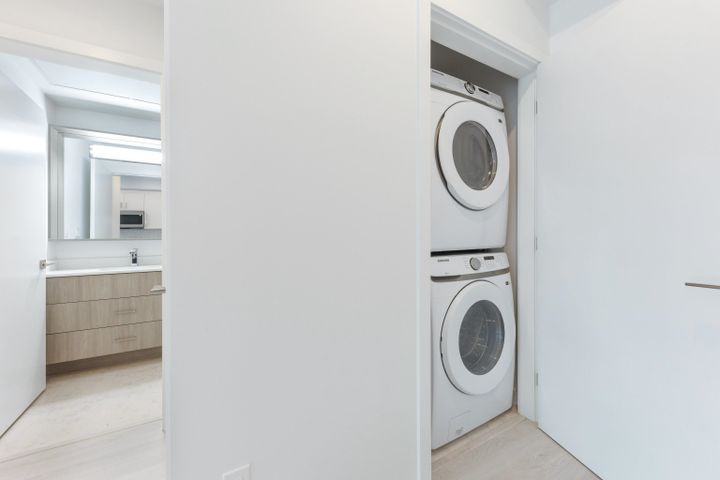 Photo 10 at E214 - 13858 S 108 Avenue, Guildford, North Surrey