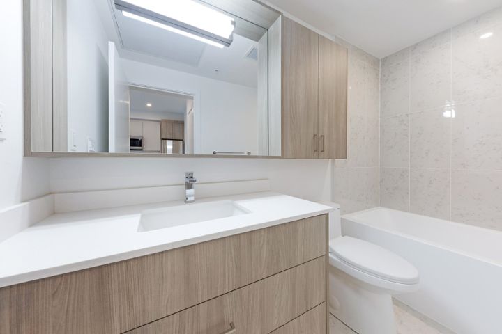 Photo 13 at E214 - 13858 S 108 Avenue, Guildford, North Surrey