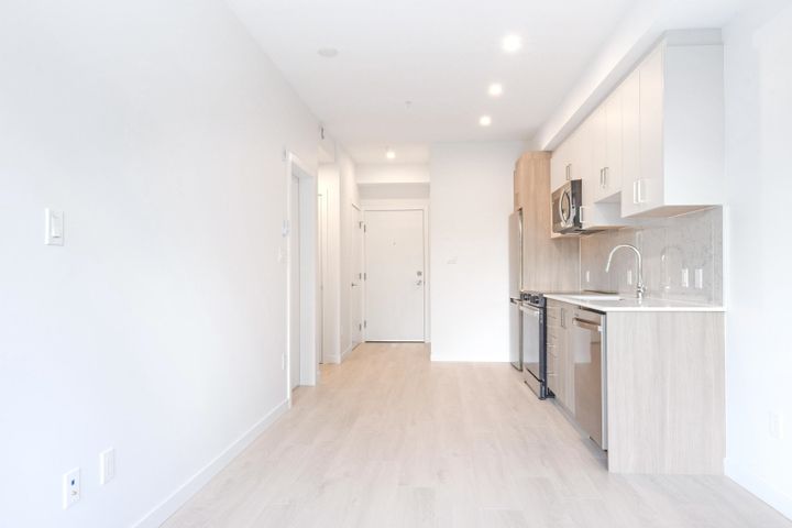 Photo 14 at E214 - 13858 S 108 Avenue, Guildford, North Surrey