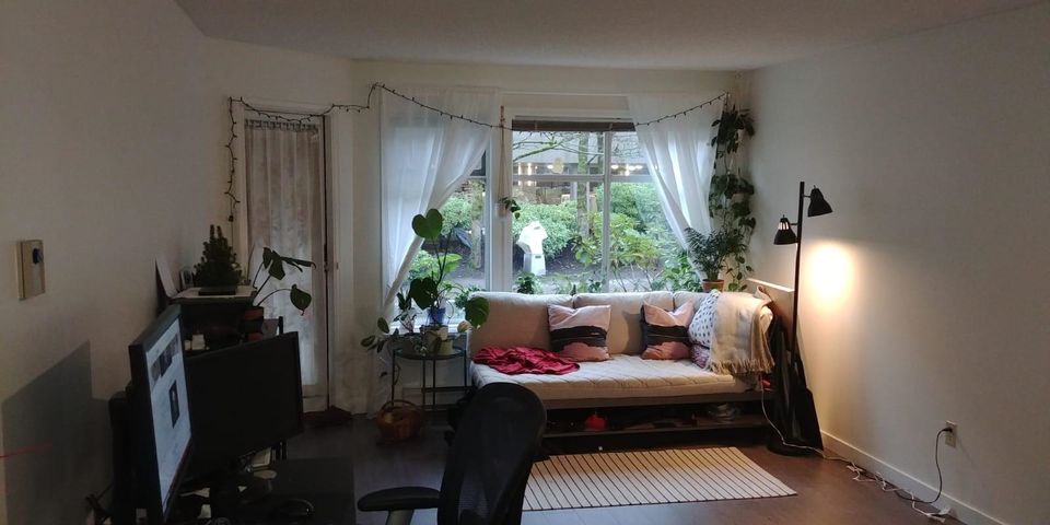 207 - 925 W 10th Avenue3