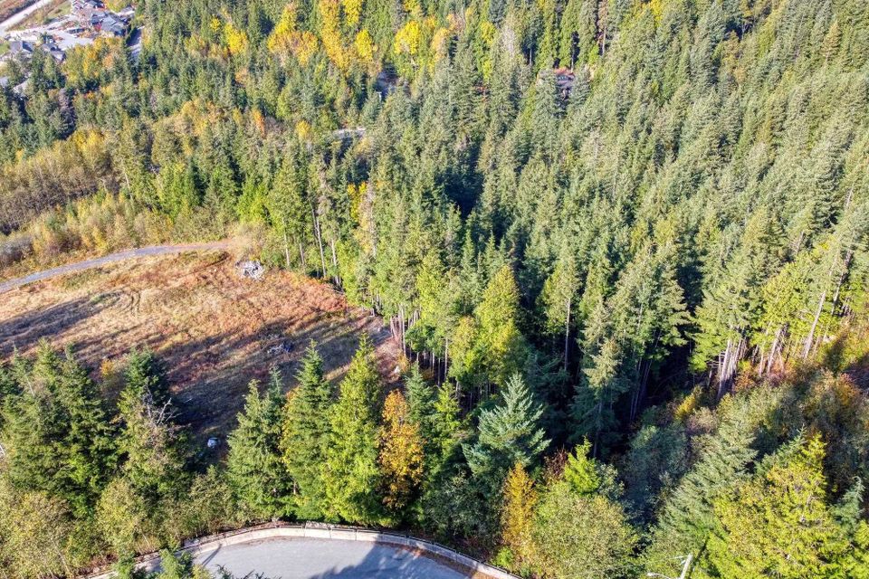 Photo 5 at 1125 Copper Drive, Britannia Beach, Squamish Photo 5 at 1125 Copper Drive, Britannia Beach, Squamish