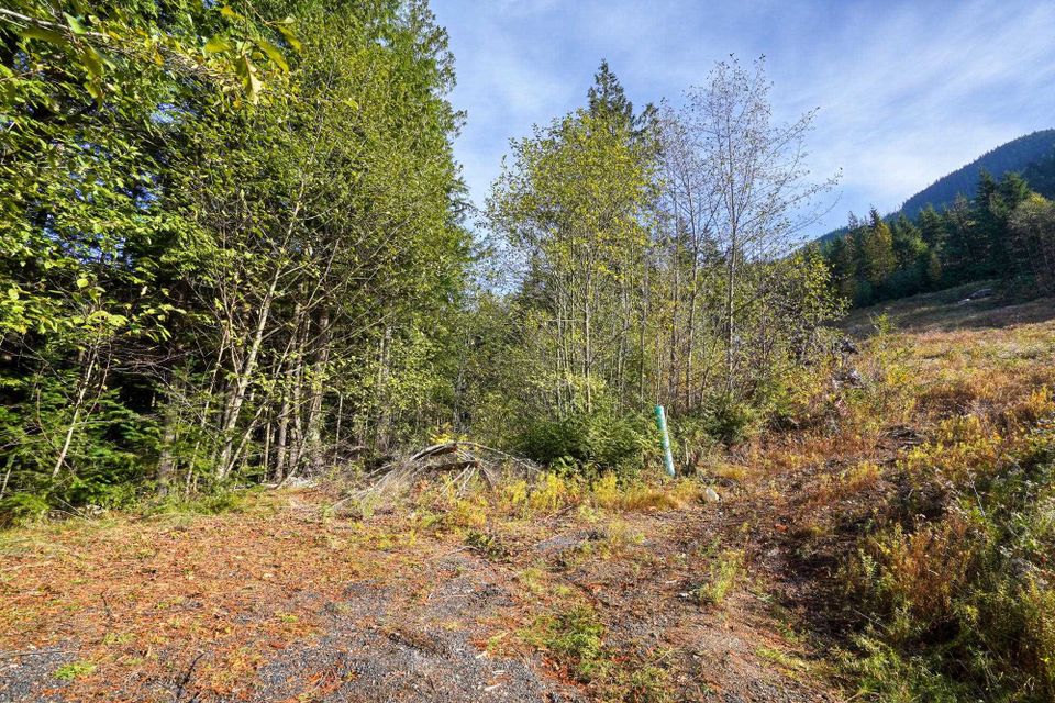 Photo 13 at 1125 Copper Drive, Britannia Beach, Squamish Photo 13 at 1125 Copper Drive, Britannia Beach, Squamish