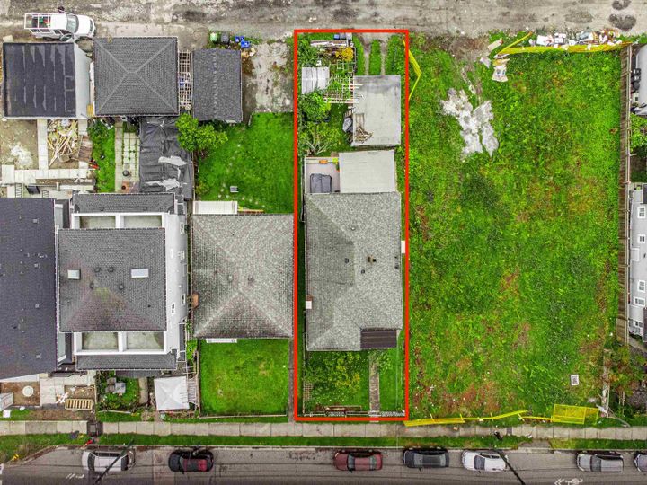 Photo 1 at 4836 Earles Street, Collingwood VE, Vancouver East