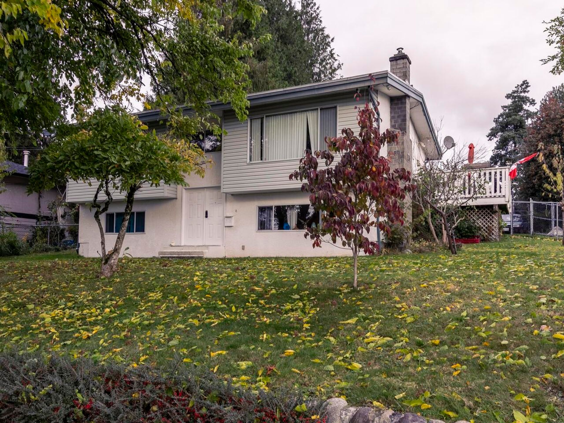 32591 Fleming Avenue, Mission BC, Mission photo number 2 32591 Fleming Avenue, Mission BC, Mission photo number 2